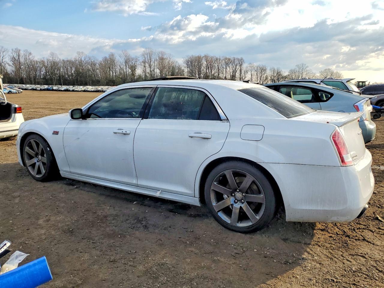 2012 Chrysler 300 Srt-8 - Фото 2