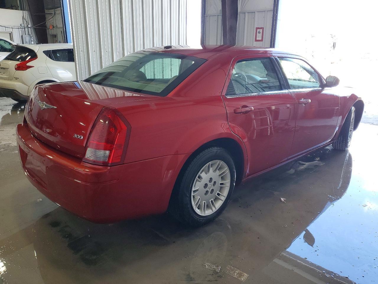 2007 Chrysler 300 - Image 3