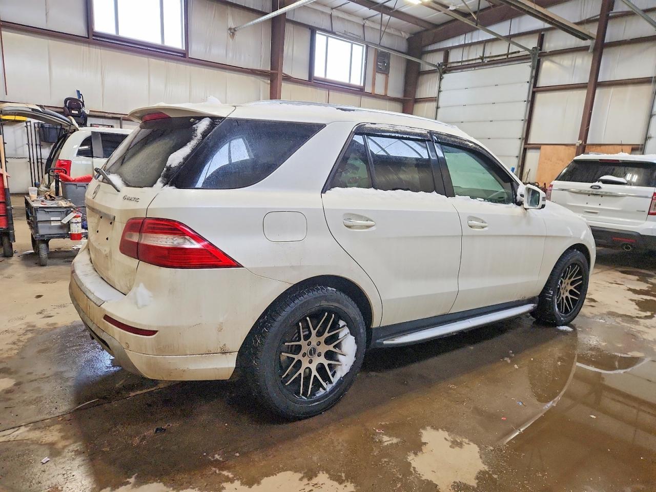 2015 Mercedes-Benz Ml 400 4Matic - Image 3
