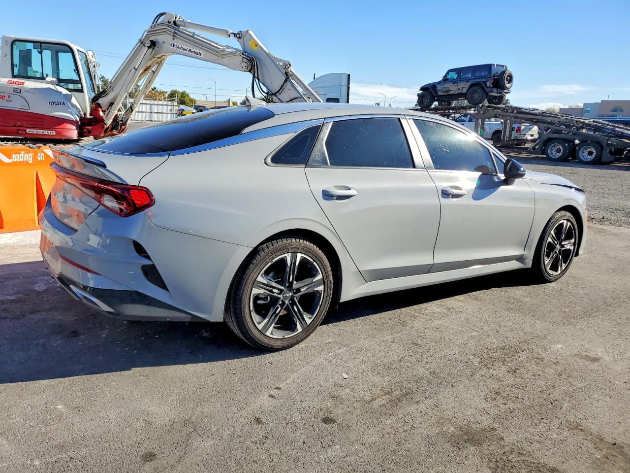 2024 Kia K5 Gt Line - Image 3
