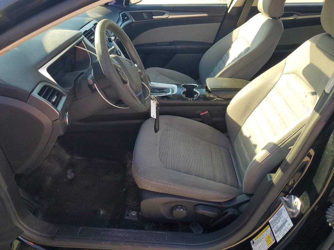 2016 Ford Fusion S - Фото 7