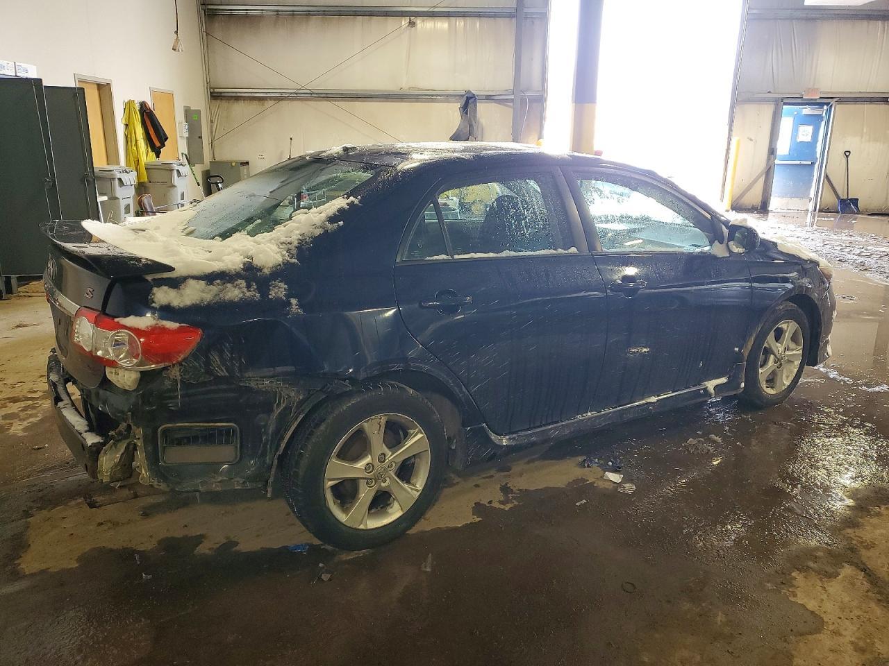 2011 Toyota Corolla S - Фото 3