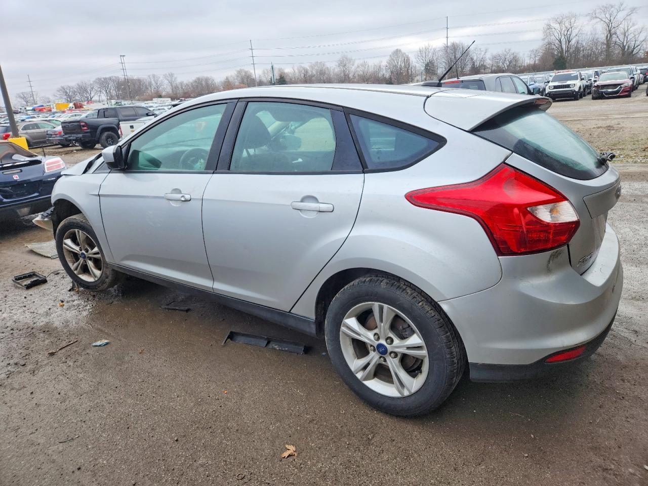 2012 Ford Focus Se - Фото 2
