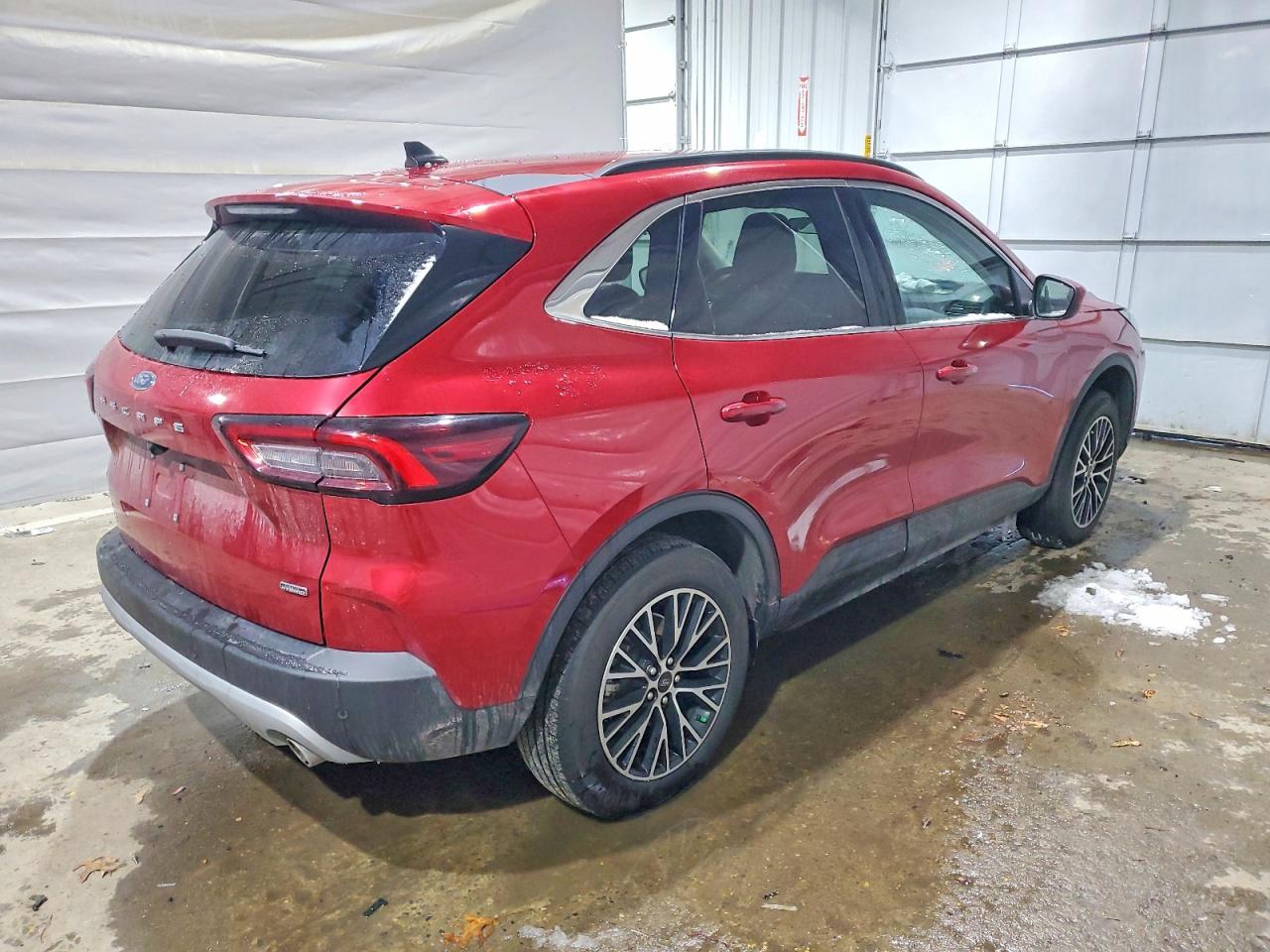2025 Ford Escape - Image 3