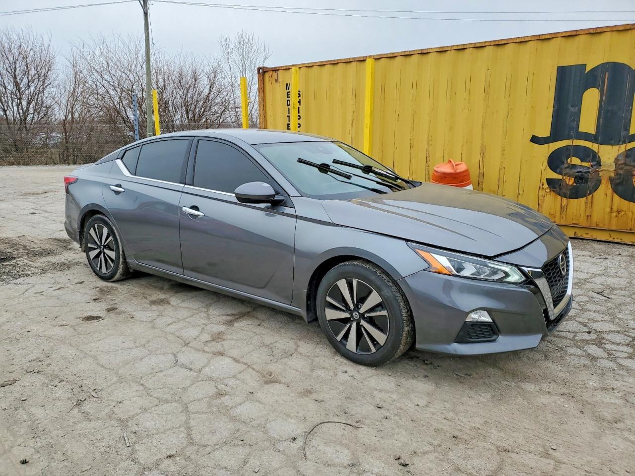 2022 Niss Altima 2.5 Sv - Image 4