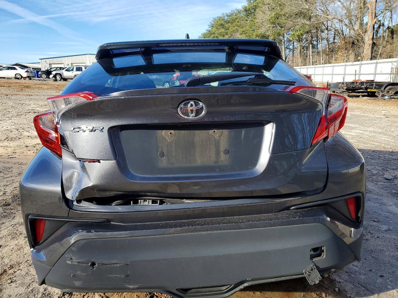 2021 Toyota C-Hr Xle - Фото 6
