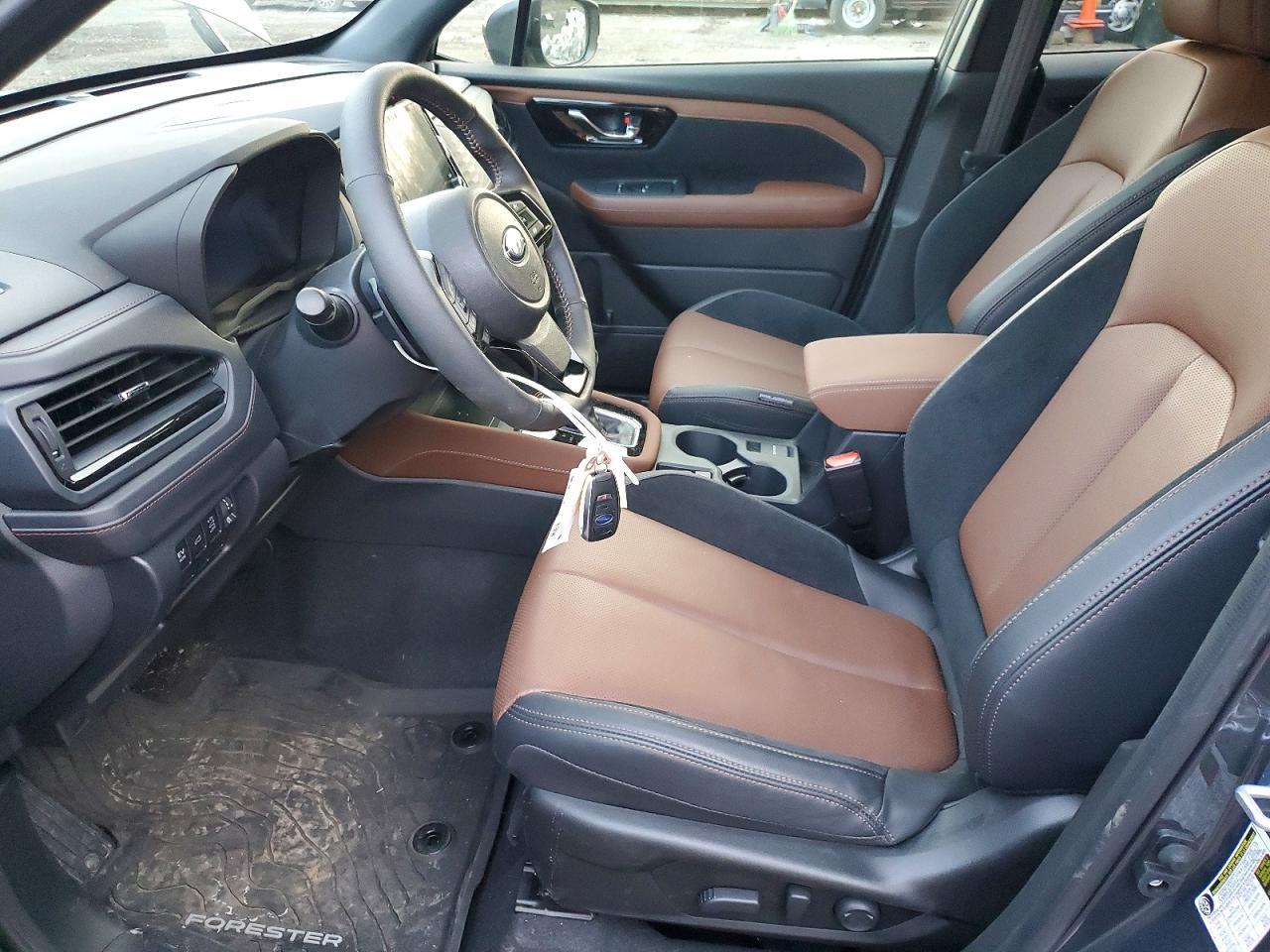2025 Subaru Forester Touring - Image 7