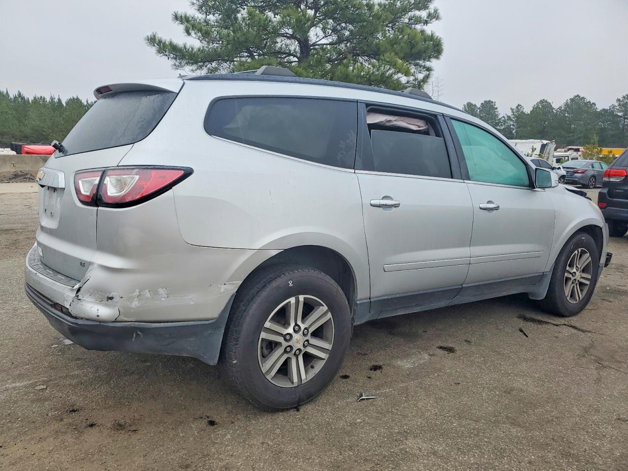 2017 Chevrolet Traverse Lt - Фото 3