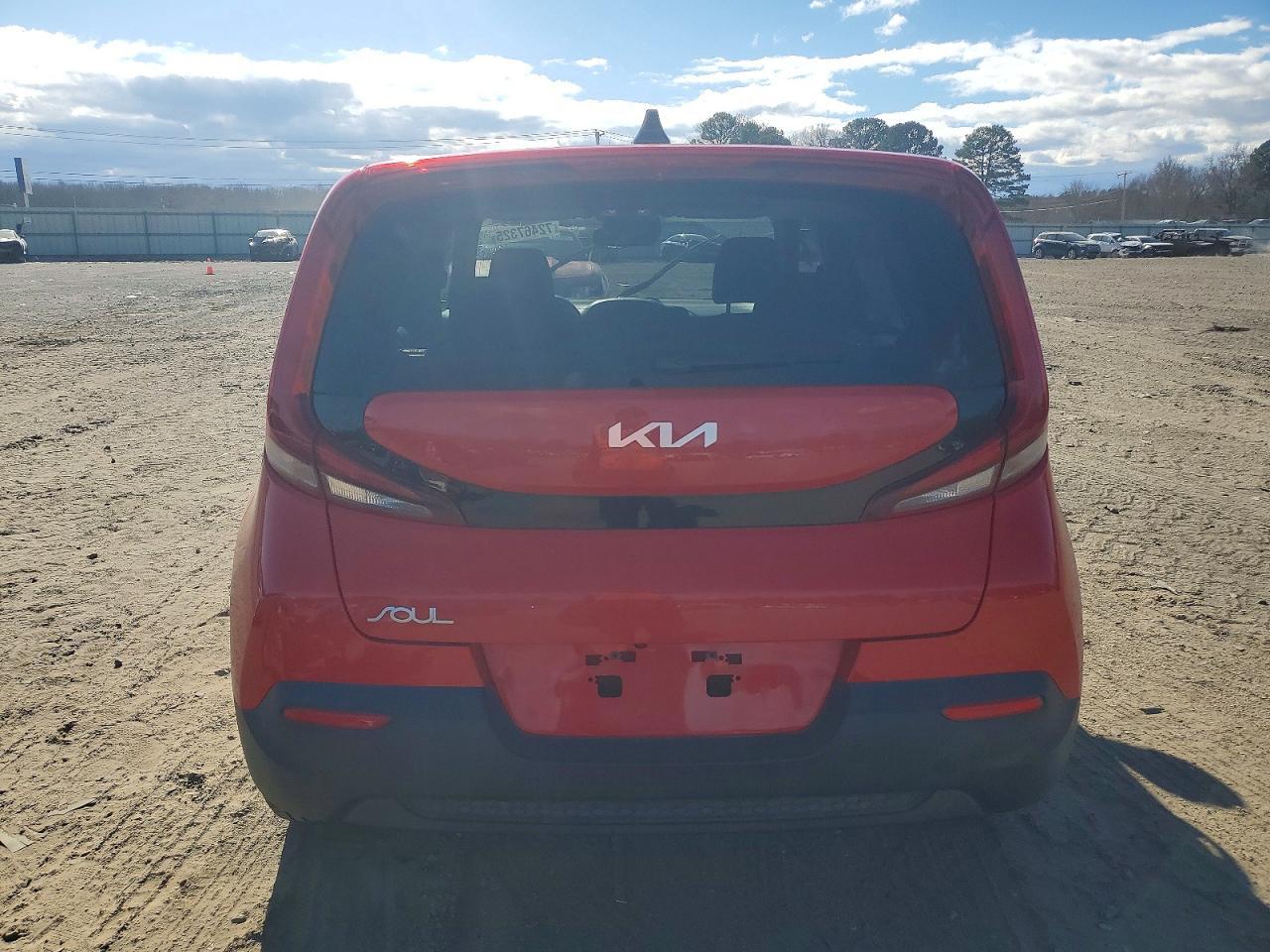 2022 Kia Soul Lx - Image 6