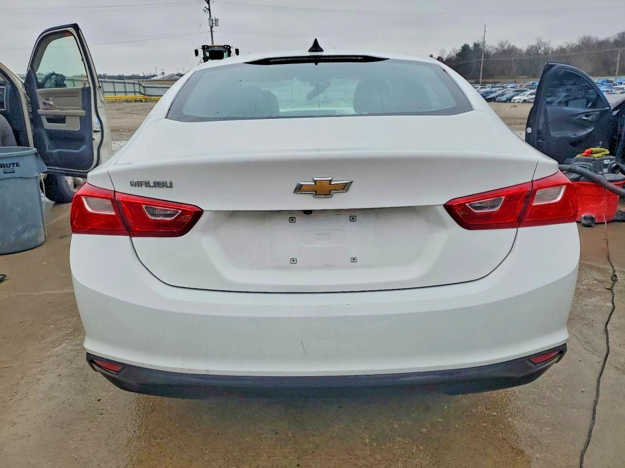 2020 Chevrolet Malibu Ls - Фото 6