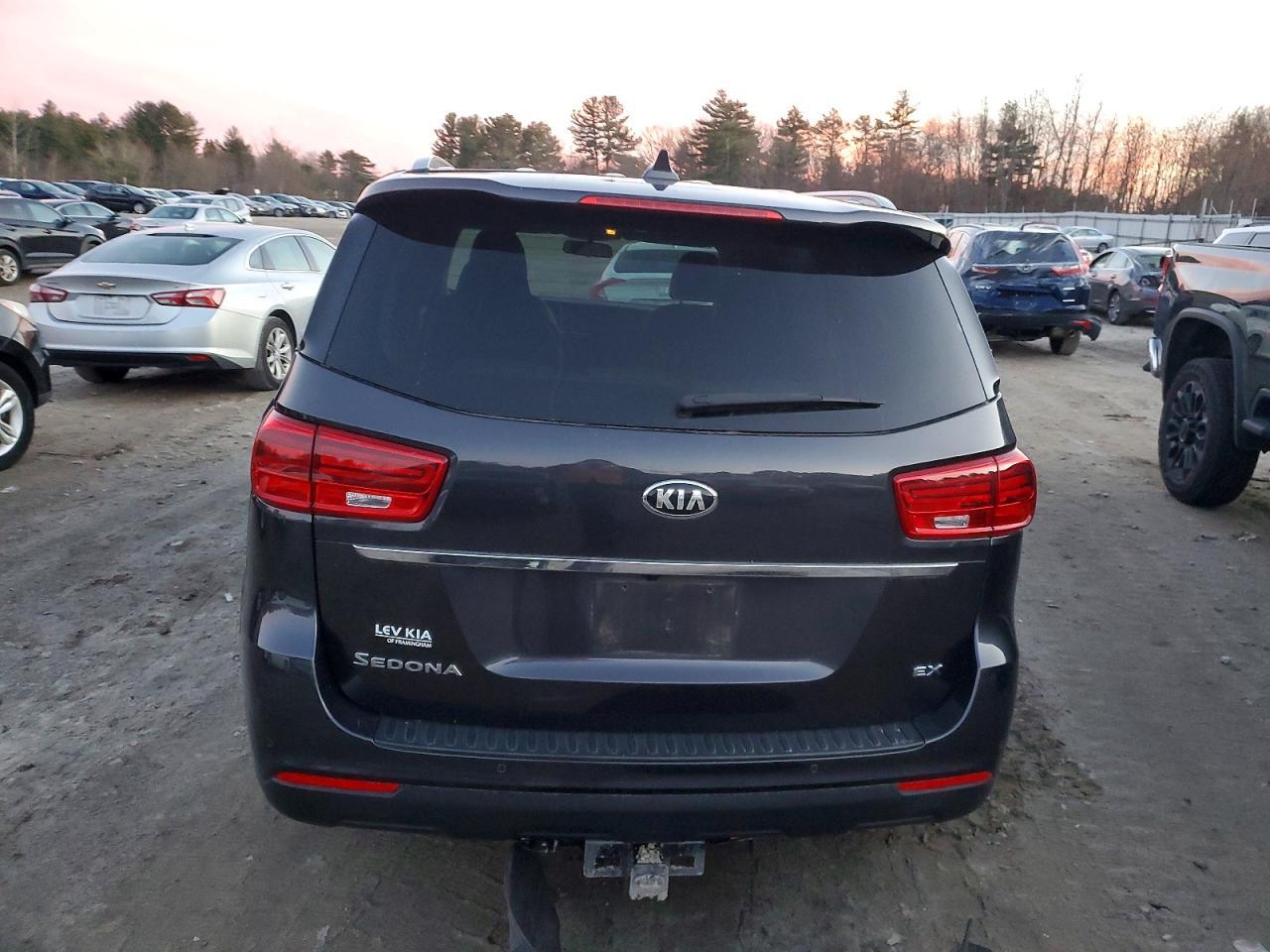 2019 Kia Sedona Ex - Фото 6