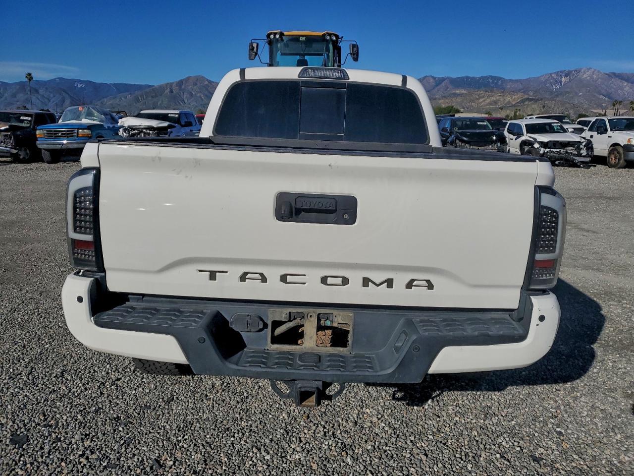 2019 Toyota Tacoma Double Cab - Фото 6