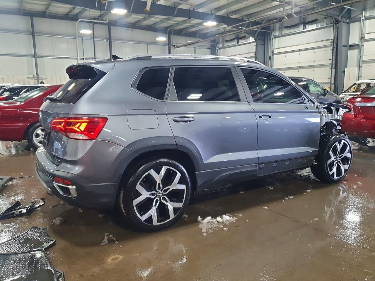 2022 Volkswagen Taos Sel - Image 3