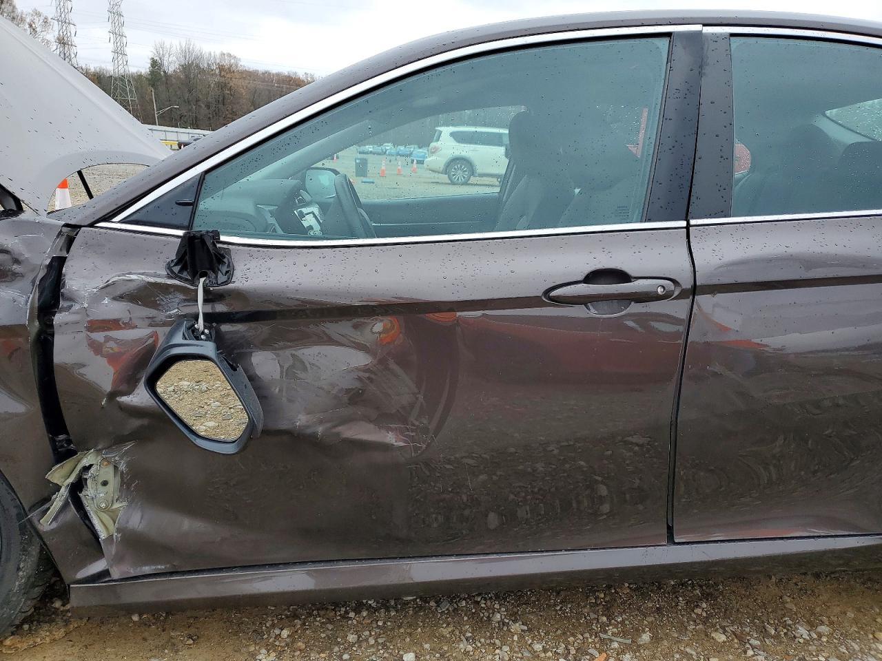 2019 Toyota Camry L - Фото 7