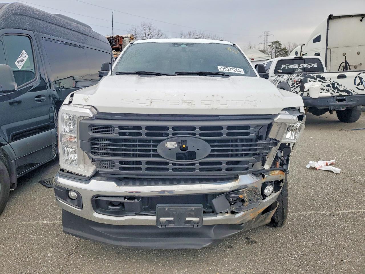 2023 Ford F350 Super Duty - Фото 5