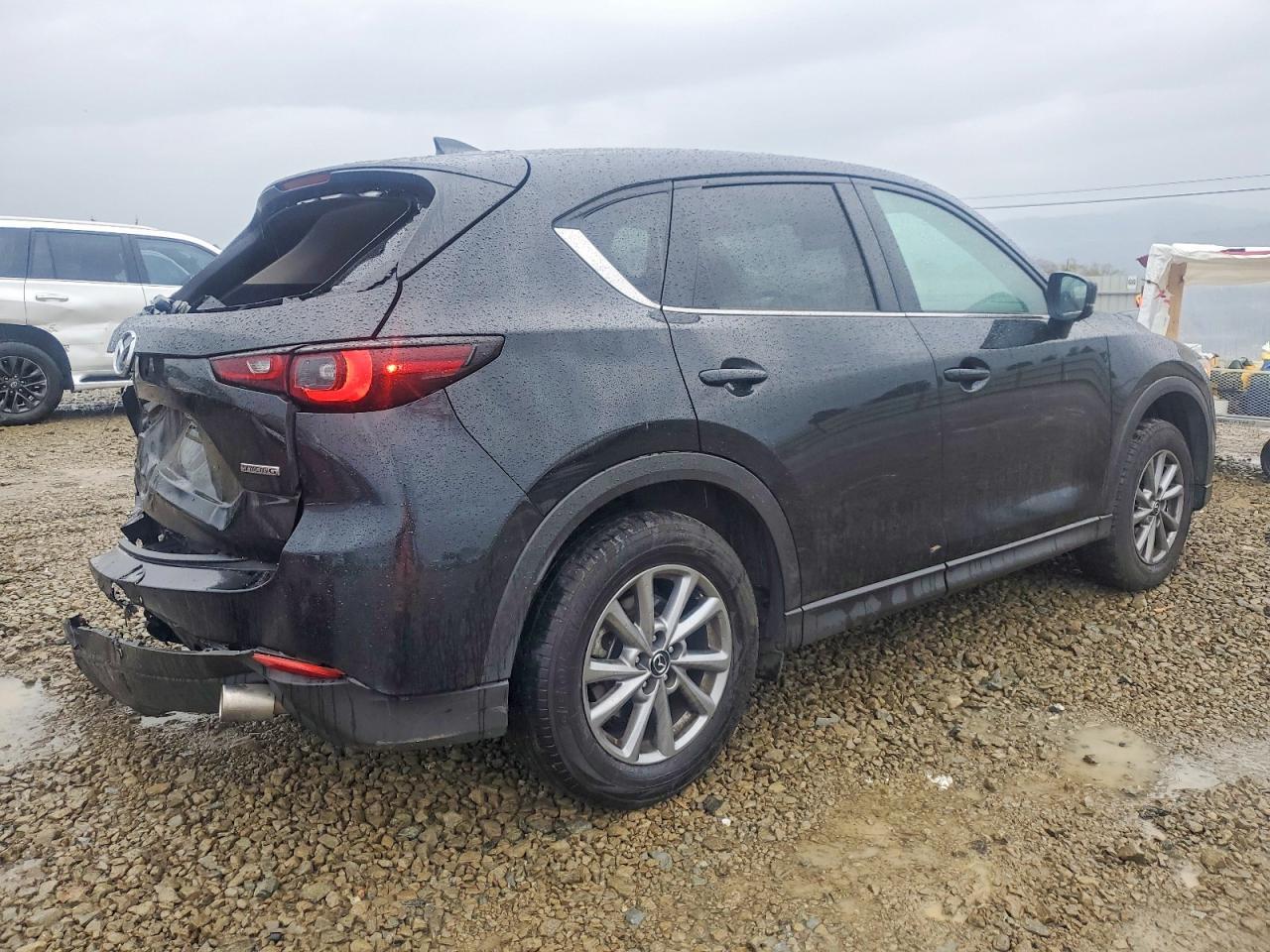 2023 Mazda Cx-5 Preferred - Image 3