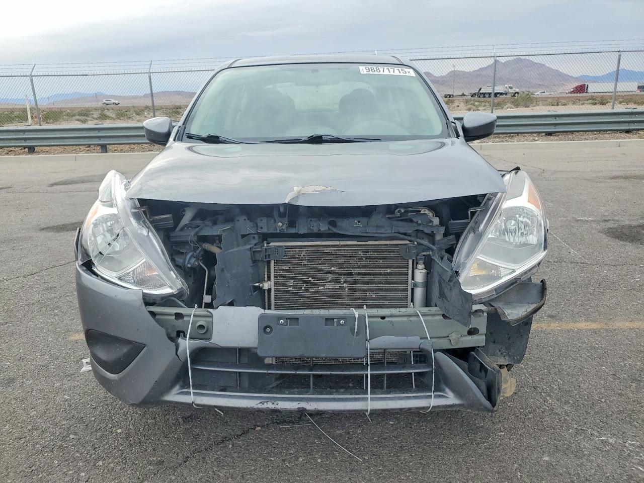 2018 Nissan Versa S - Фото 5