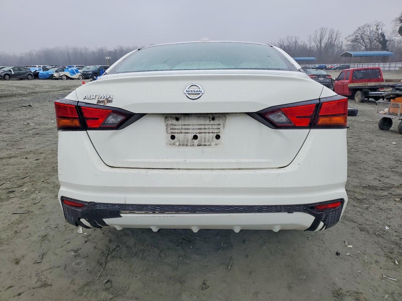 2020 Nissan Altima S - Image 6