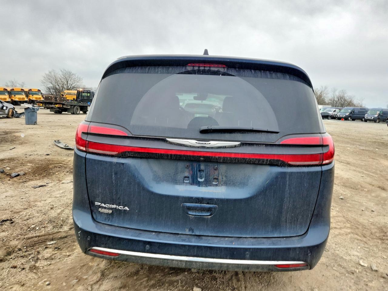 2025 Chrysler Pacifica Select - Image 6