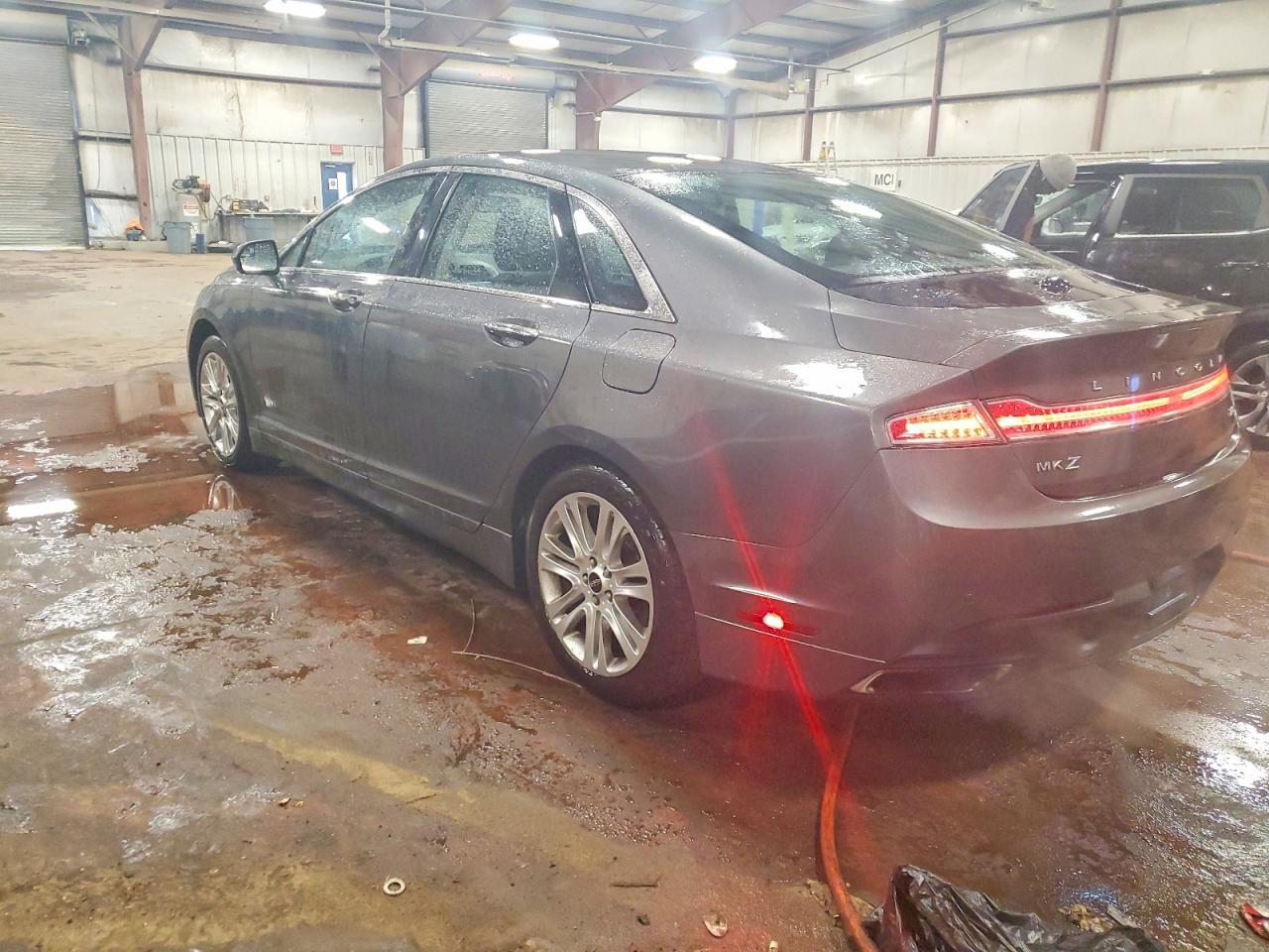 2016 Lincoln Mkz - Image 2
