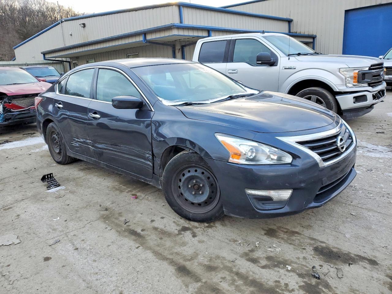 2013 Nissan Altima 2.5 - Фото 4
