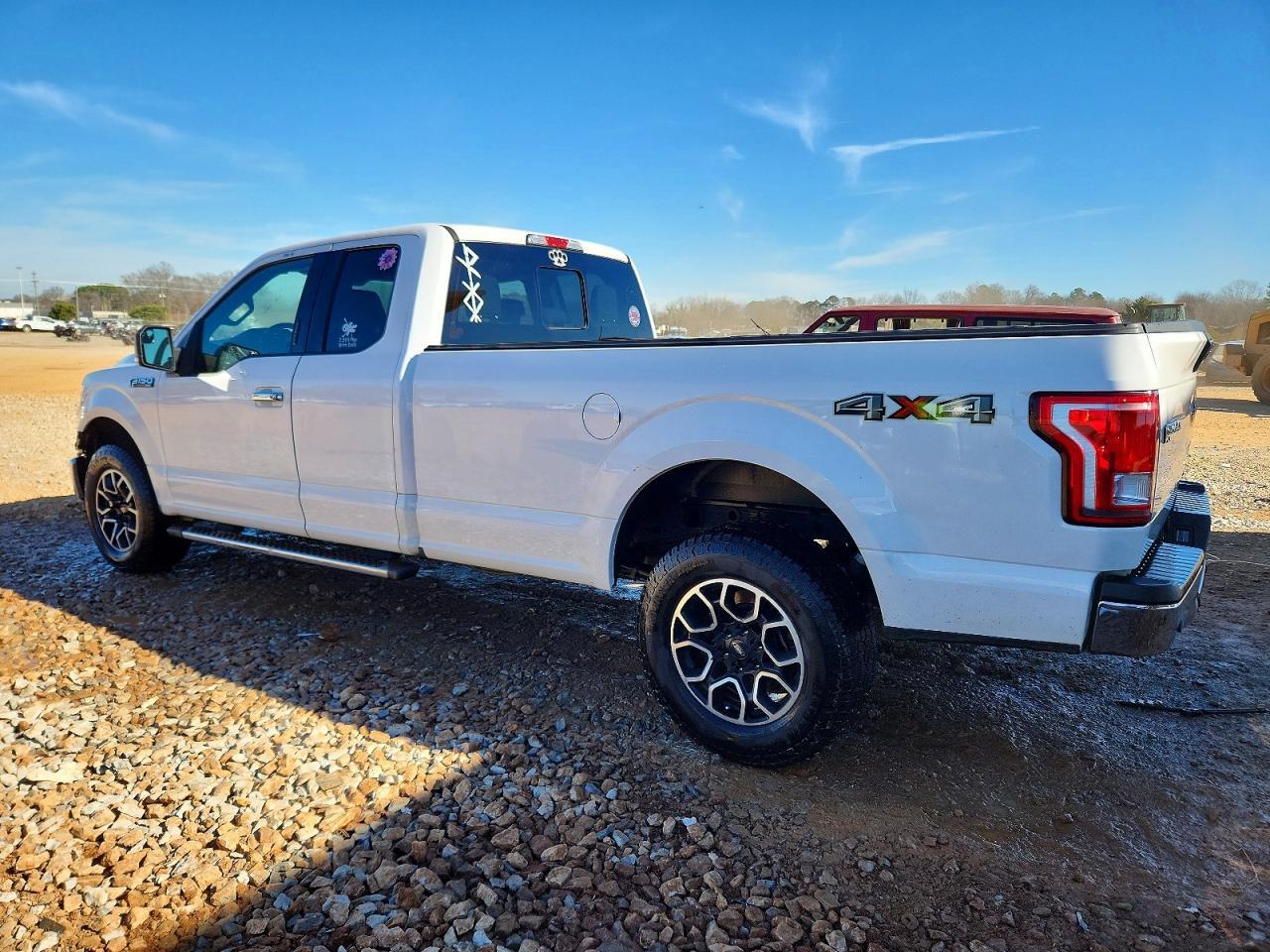 2016 Ford F150 Super Cab - Image 2