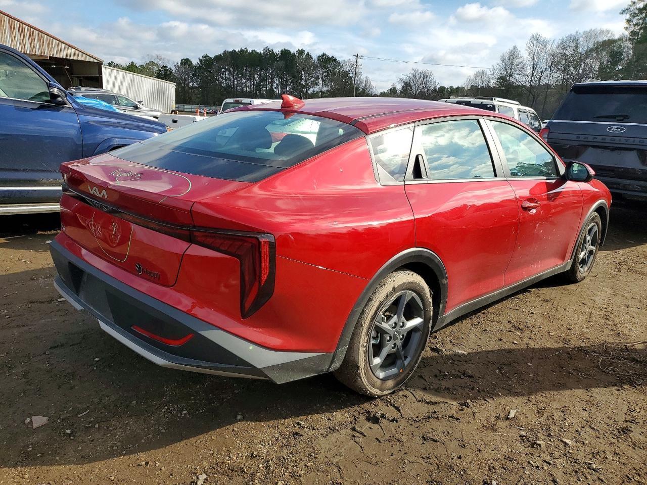 2025 Kia K4 Lx - Фото 3