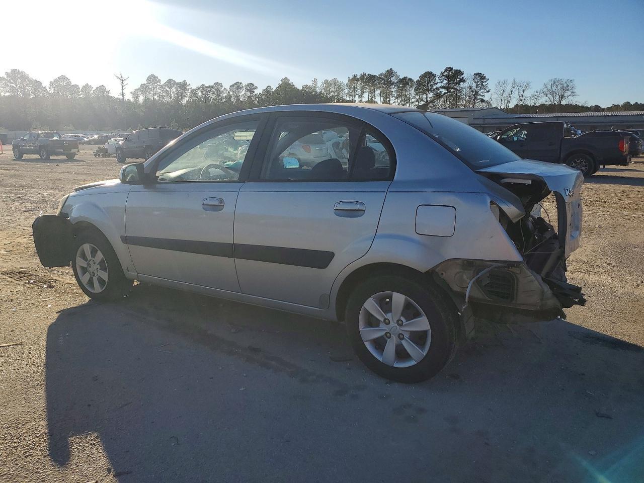2008 Kia Rio Base - Фото 2