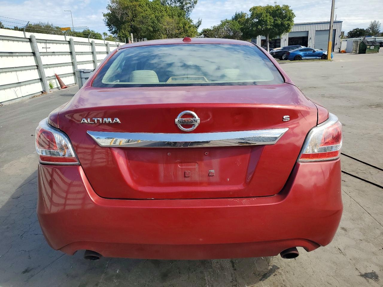 2015 Nissan Altima 2.5 - Фото 6