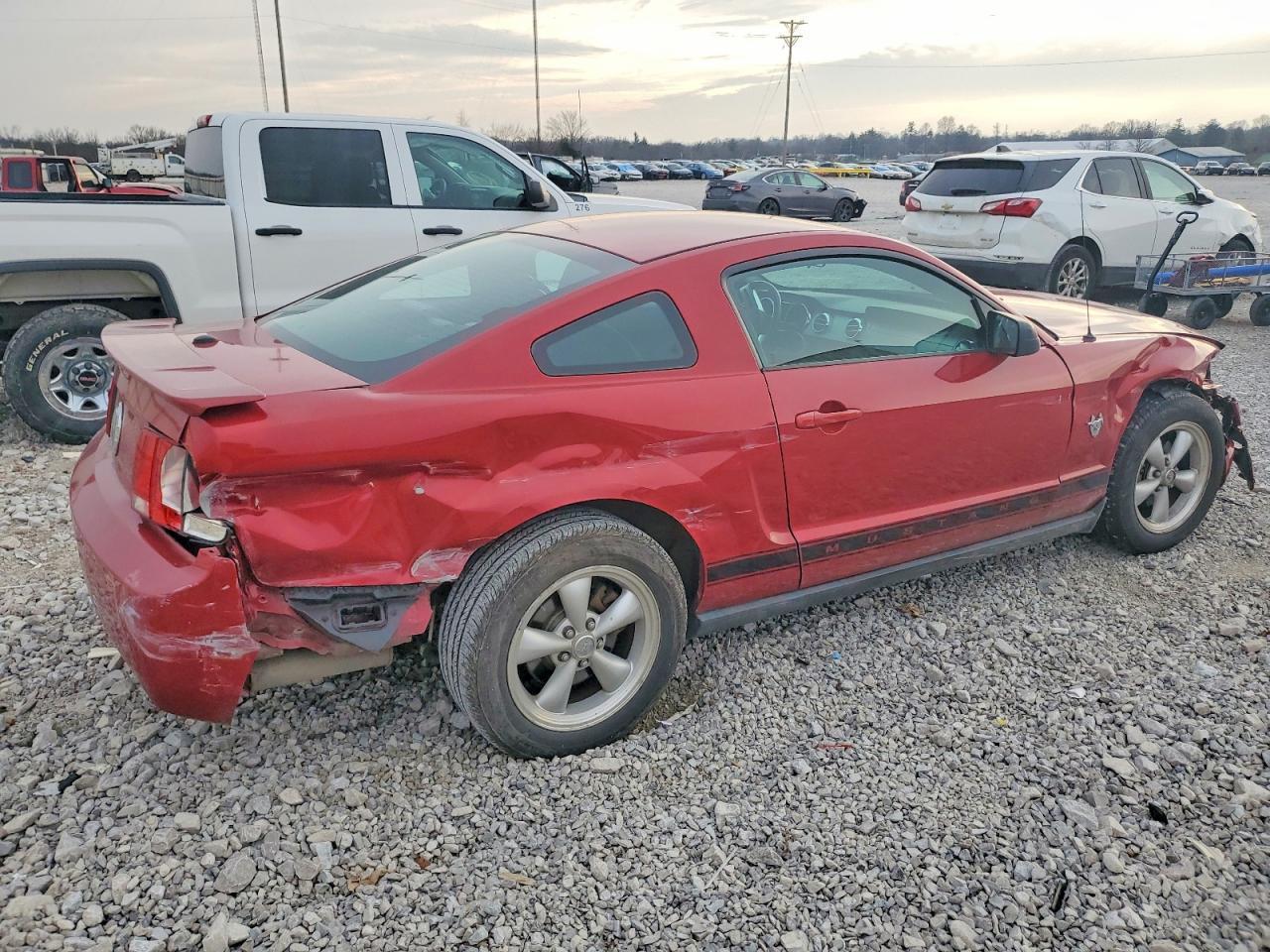 2009 Ford Mustang - Фото 3