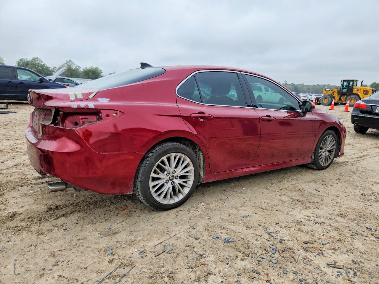 2019 Toyota Camry L - Фото 3