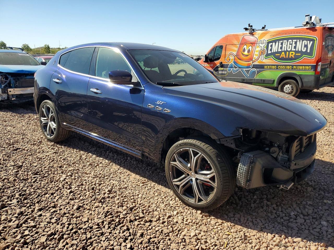 2023 Maserati Levante Gt - Фото 4