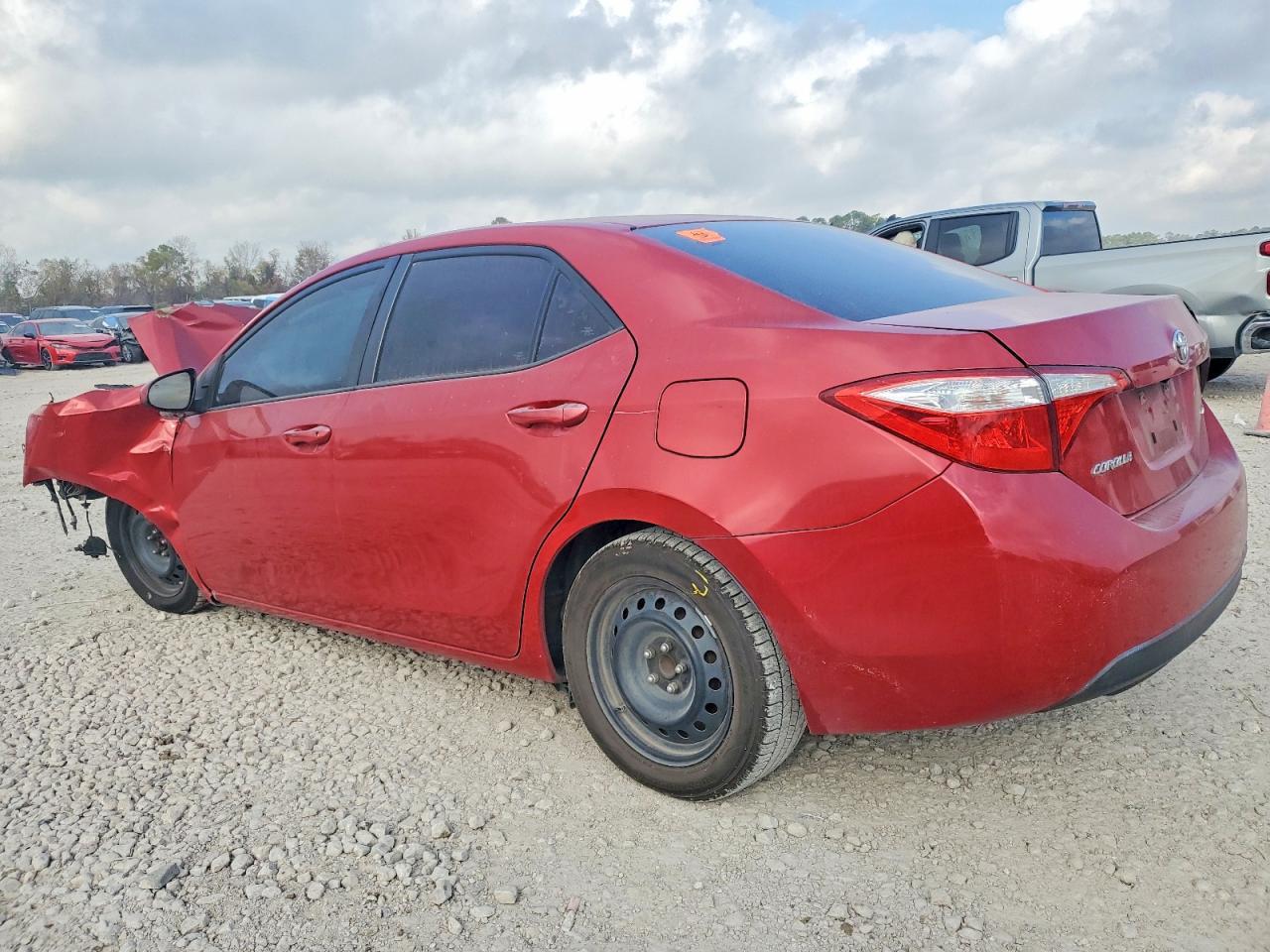 2015 Toyt Corolla L - Image 2