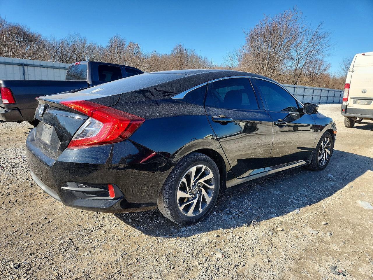 2016 Honda Civic Ex - Фото 3