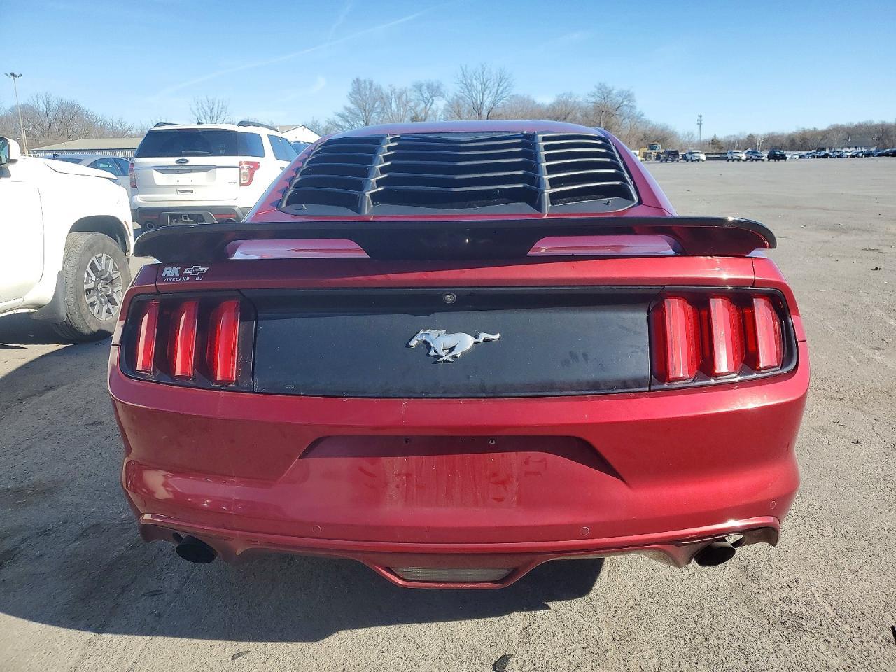 2016 Ford Mustang - Фото 6
