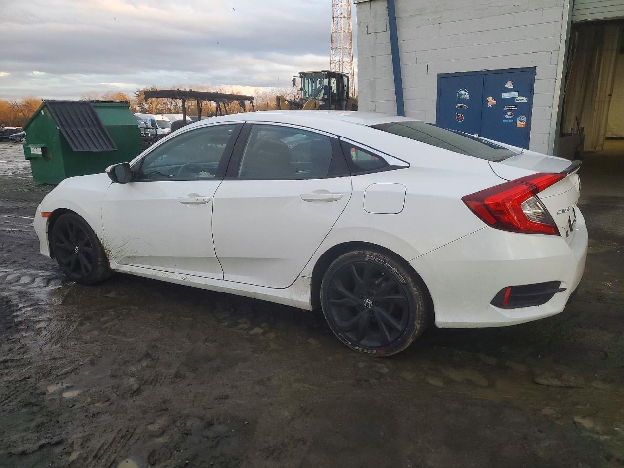 2020 Honda Civic Sport - Фото 2
