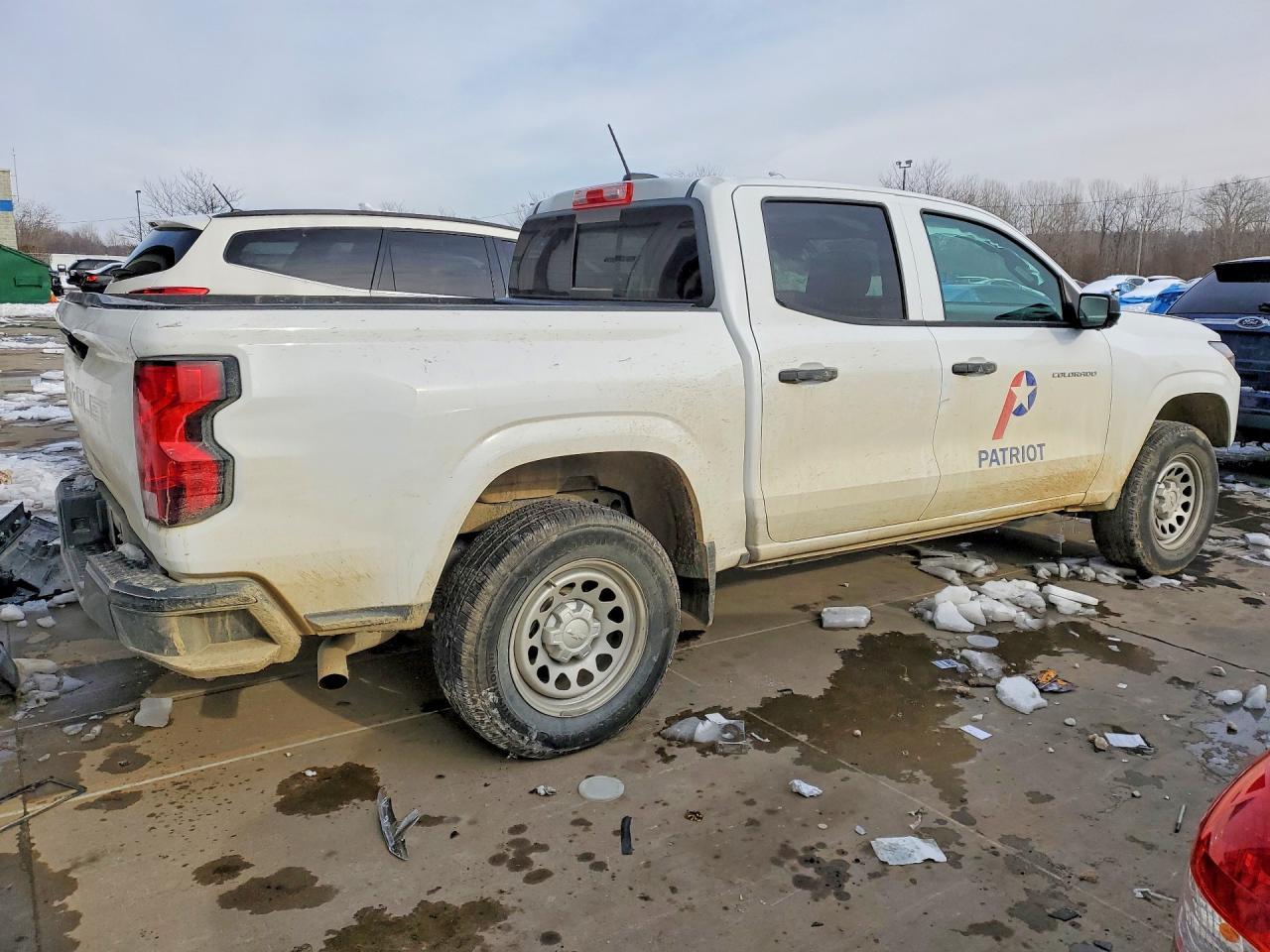 2024 Chevrolet Colorado - Фото 3