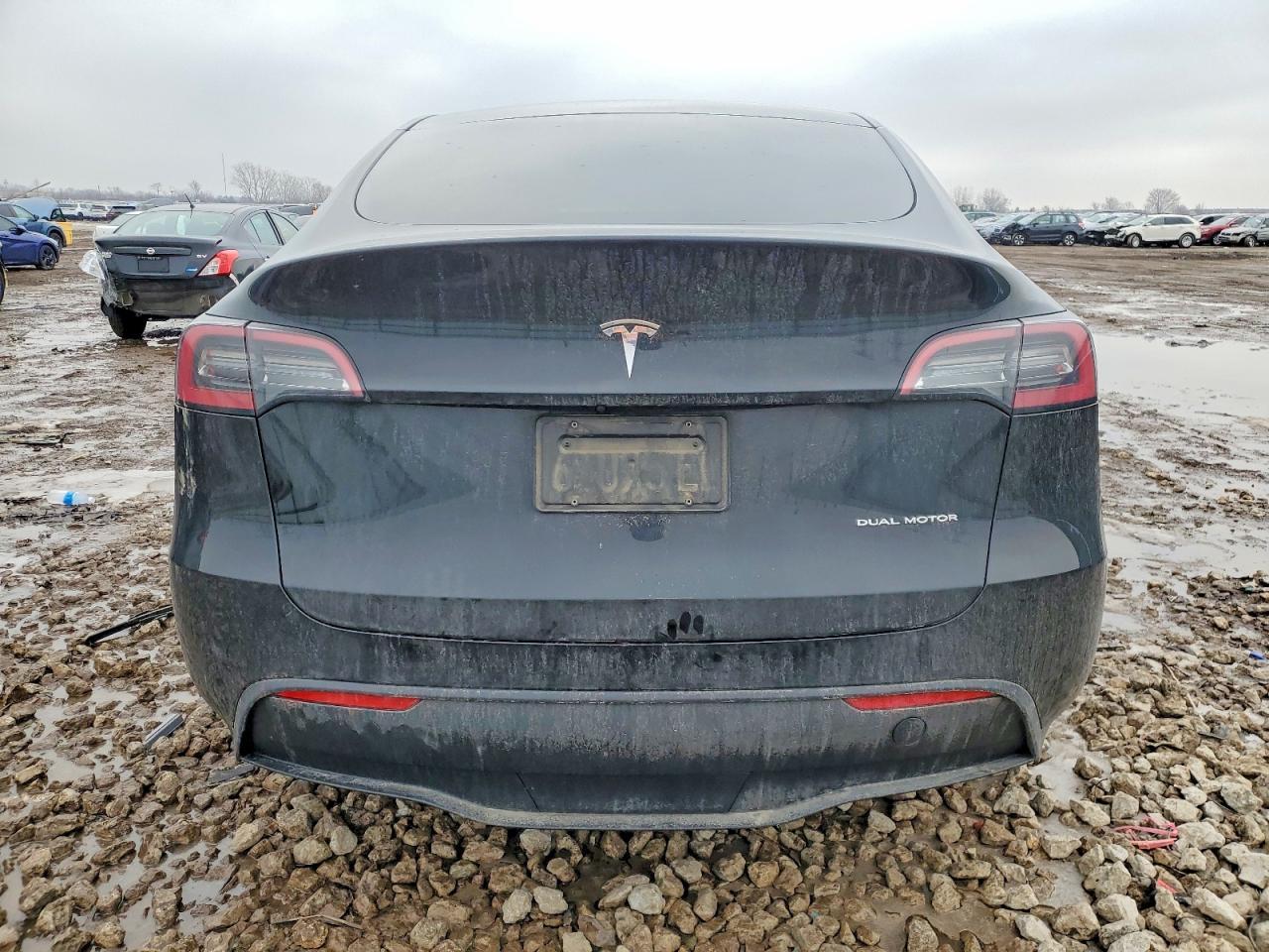 2023 Tesla Model Y - Фото 6