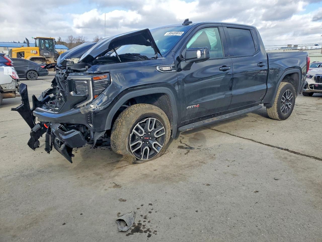 2025 GMC Sierra K1500 At4