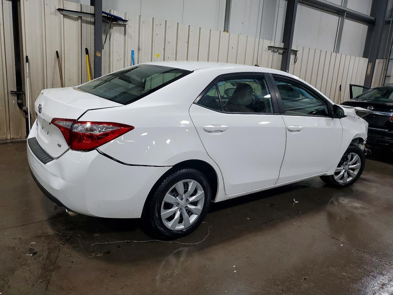 2016 Toyota Corolla L - Фото 3