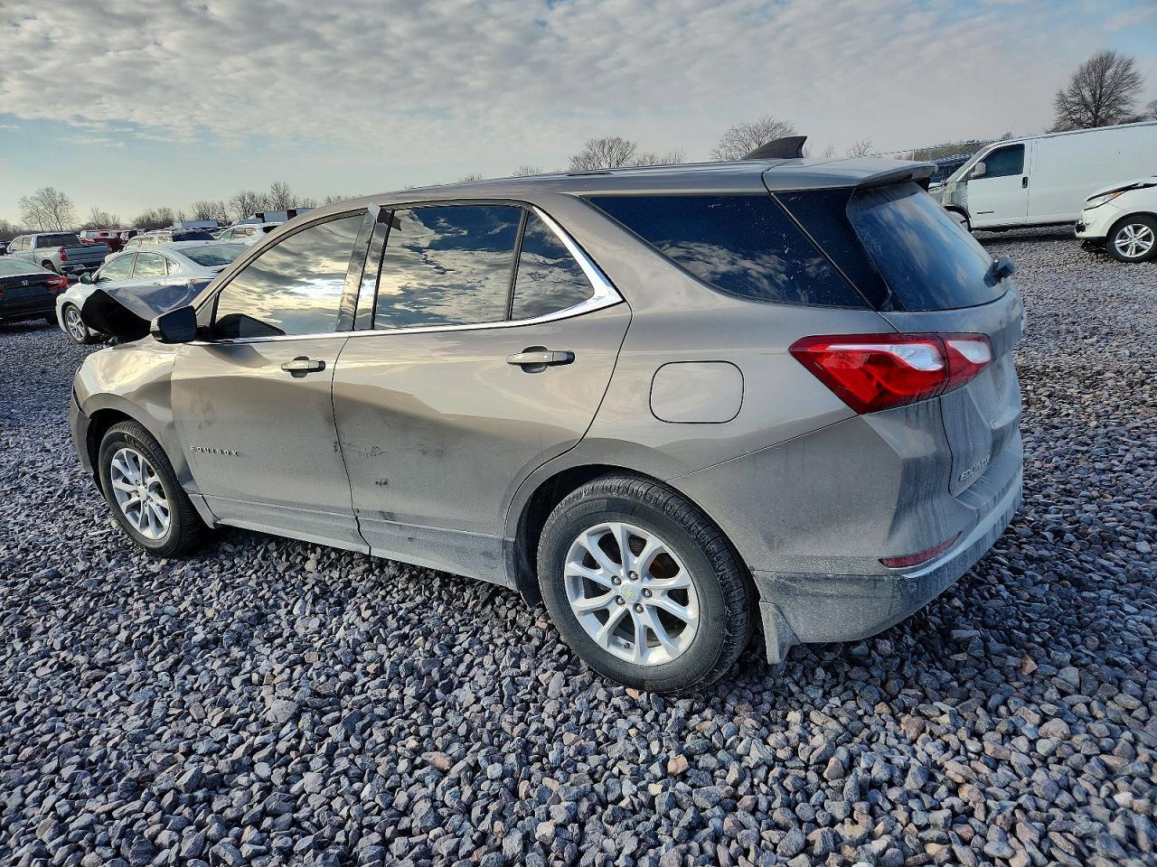 2018 Chevrolet Equinox Lt - Фото 2