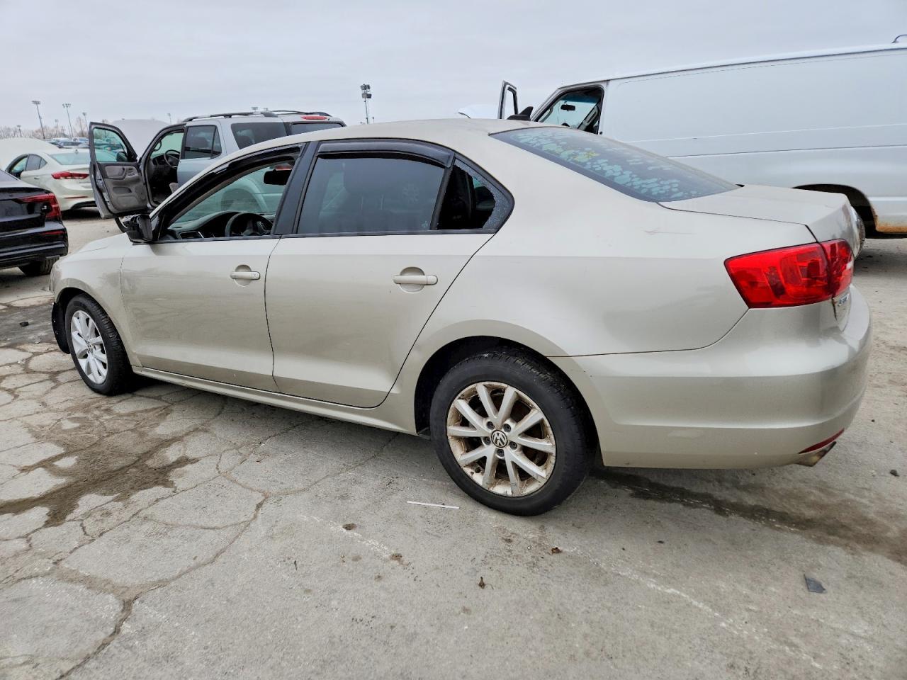 2014 Volkswagen Jetta Tdi - Image 2