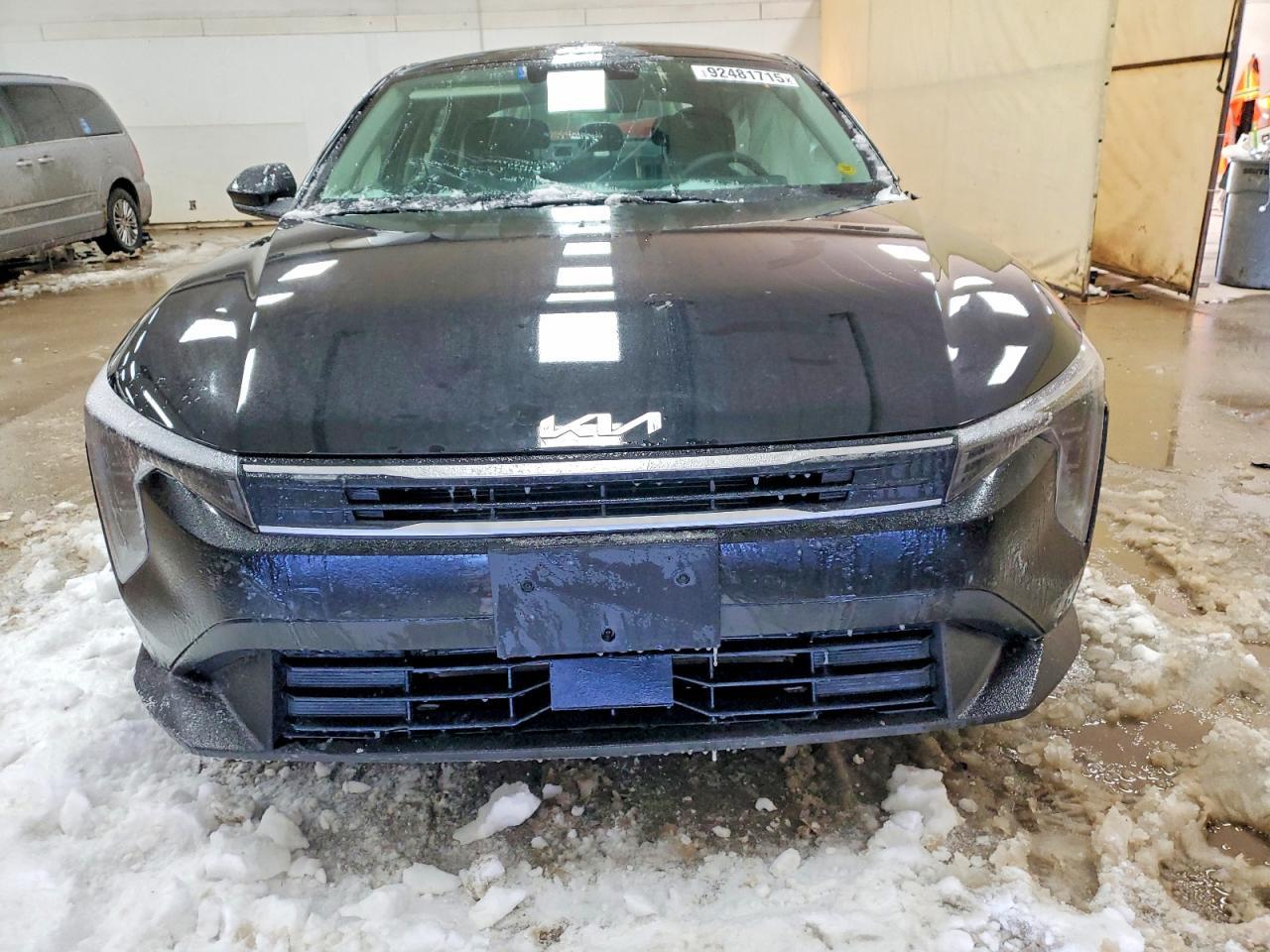 2025 Kia K4 Lxs - Image 5