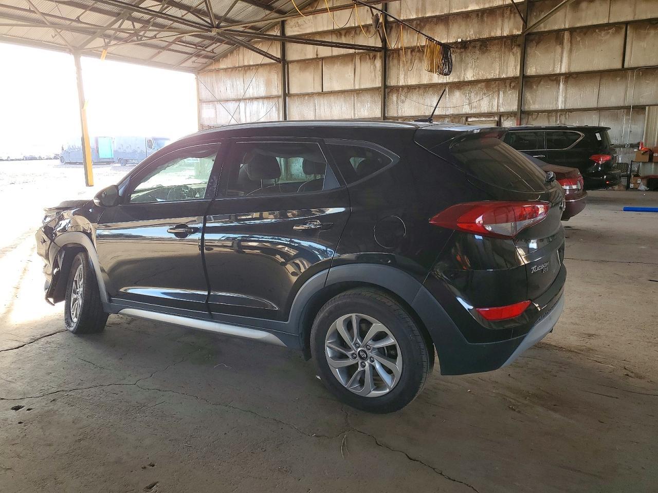 2017 Hyundai Tucson Limited - Image 2