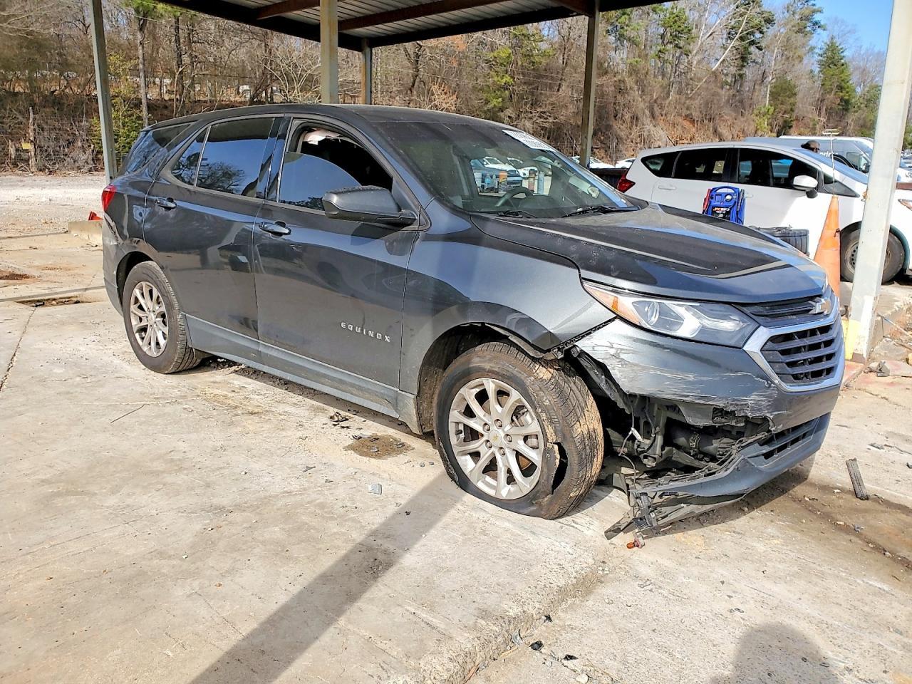 2018 Chevrolet Equinox Ls - Фото 4
