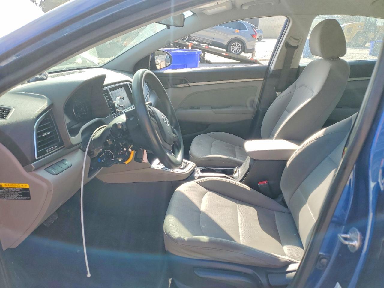 2017 Hyundai Elantra Se - Image 7