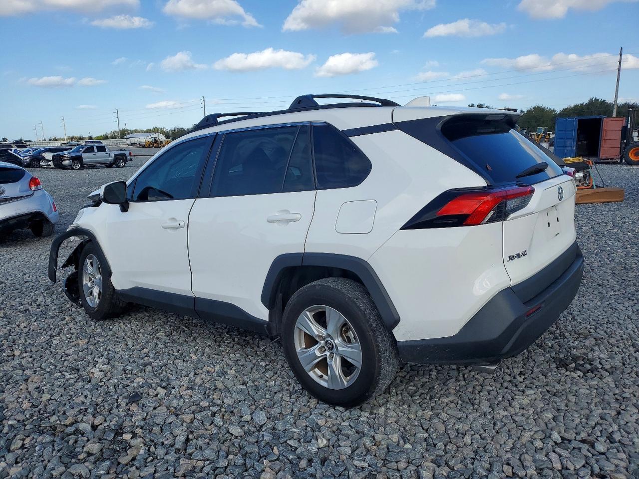 2020 Toyota Rav4 Xle - Фото 2