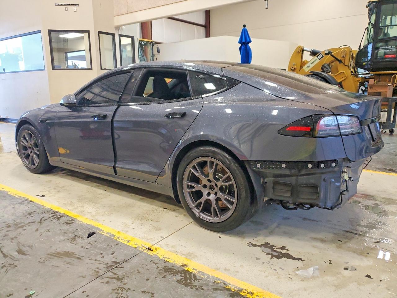 2023 Tesla Model S - Фото 2