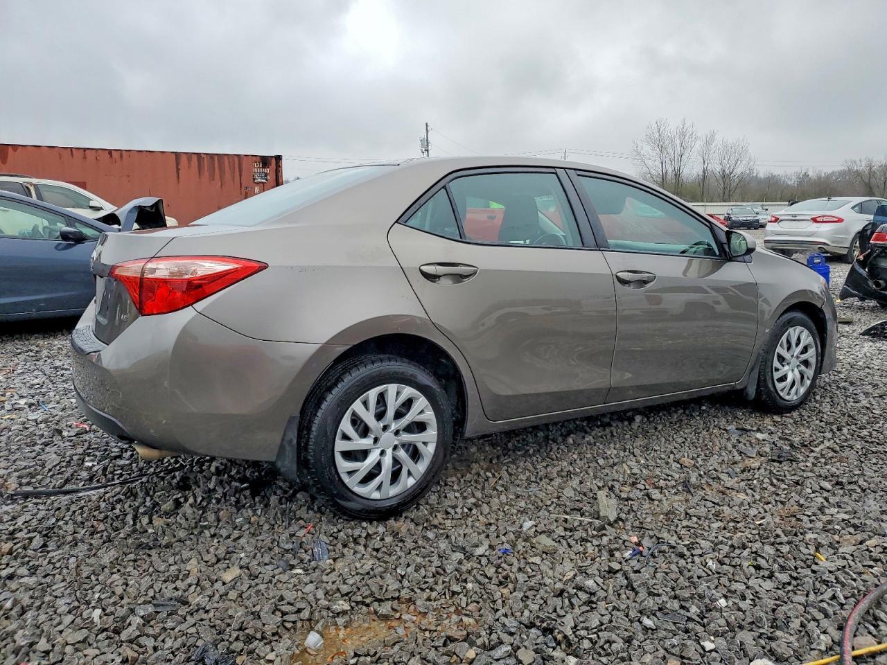 2017 Toyota Corolla Le - Image 3