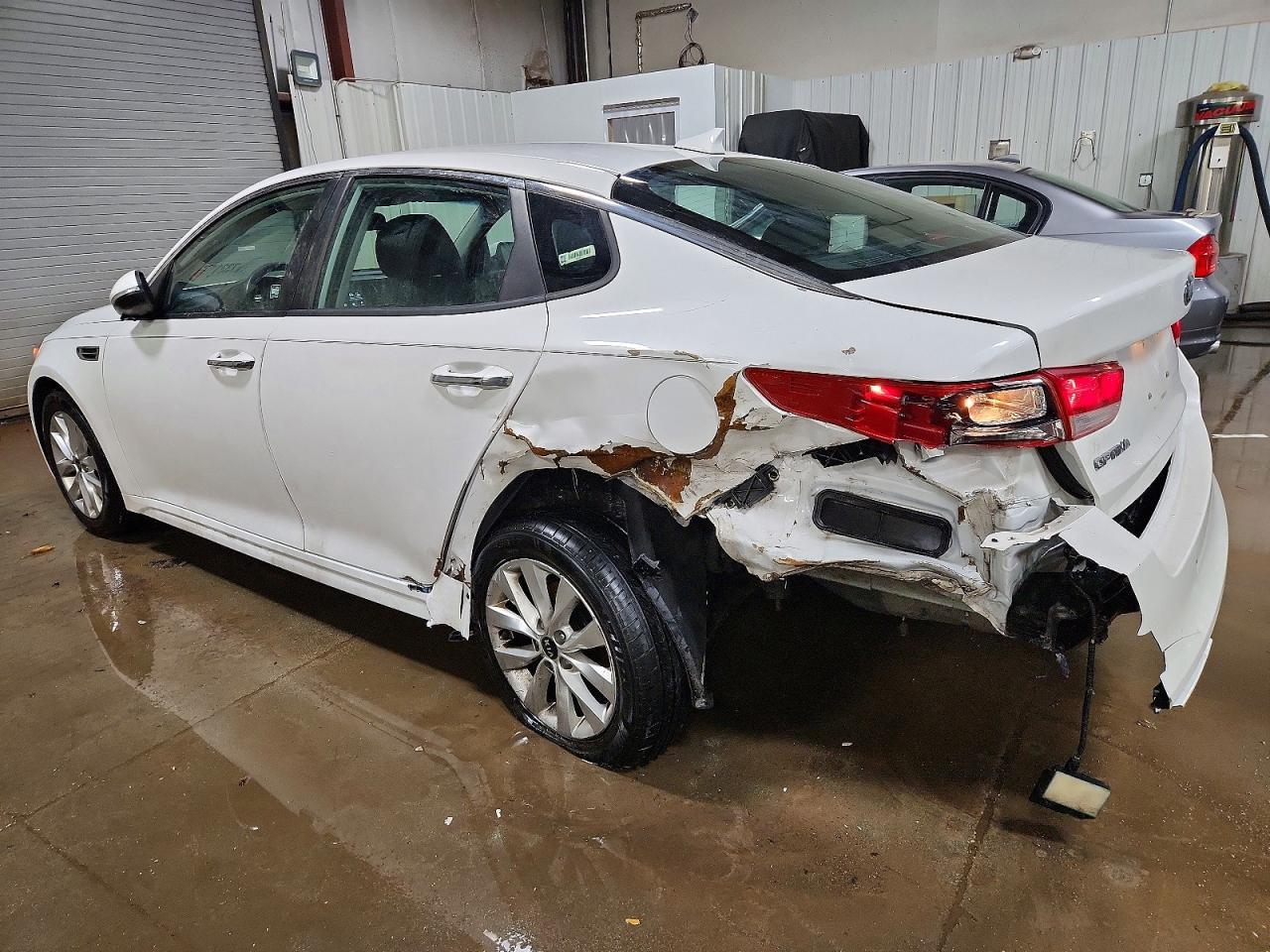 2018 Kia Optima Lx - Фото 2